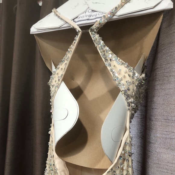 Sean collection GORGEOUS dazzling prom dress - Picture 8 of 8